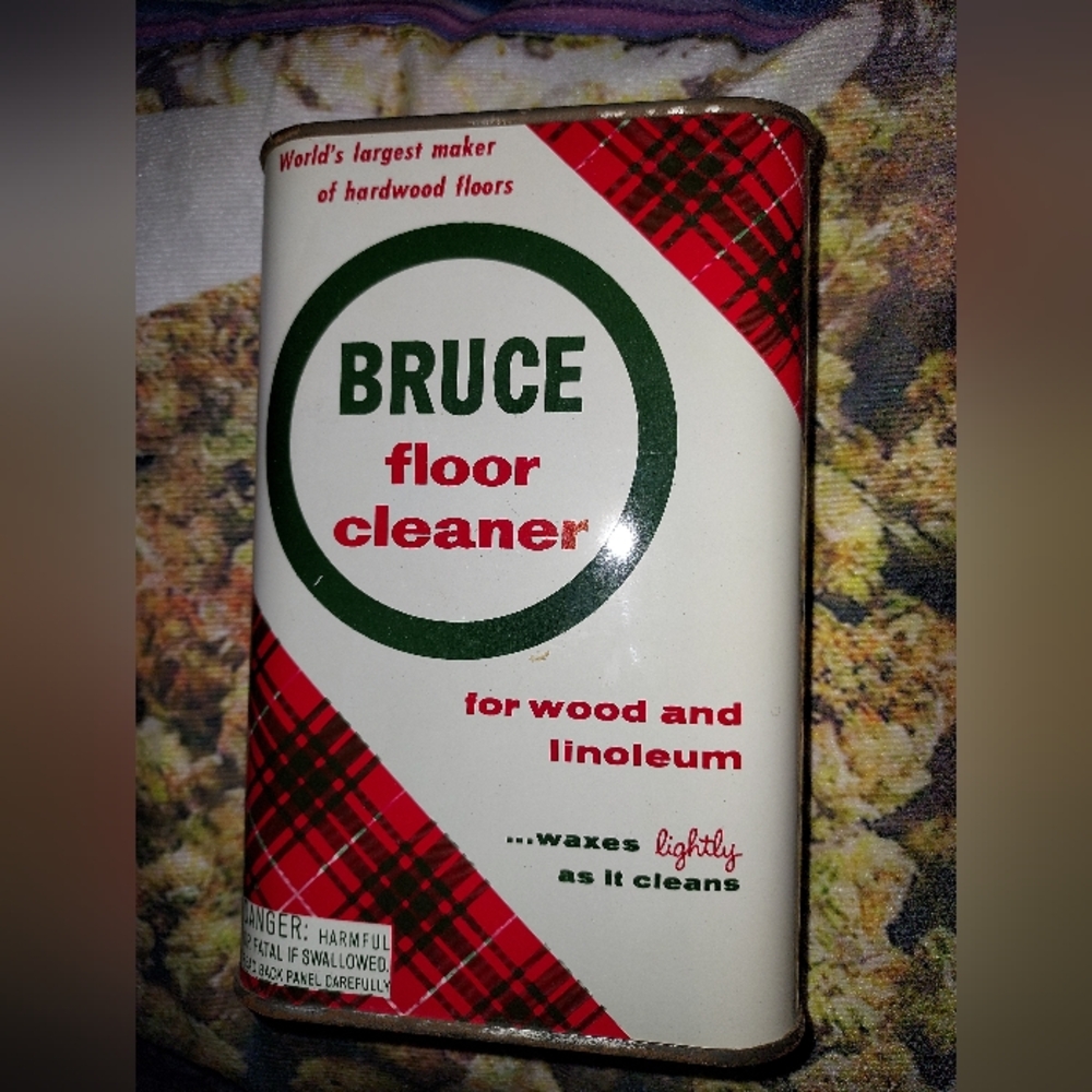 ☆Vintage BRUCE FLOOR CLEANER (ABOUT ¾ OF A Quart)☆